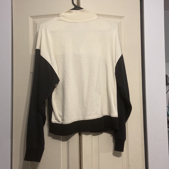 Champion Half Zip-Up Jacket - Picture 4 of 4